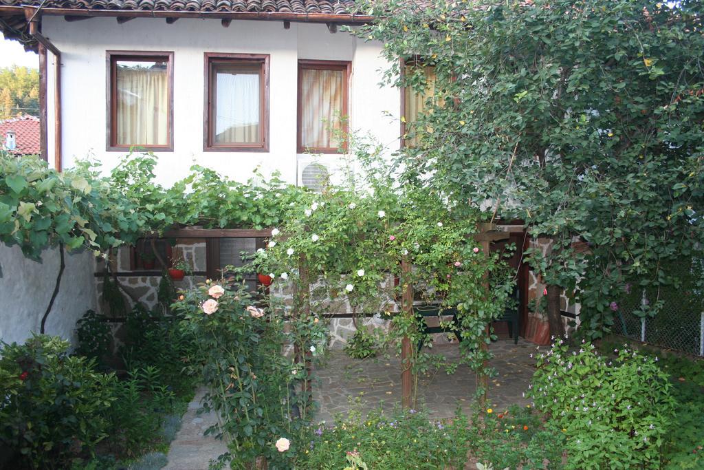 Todorova House Hotel Zlatograd Exterior photo